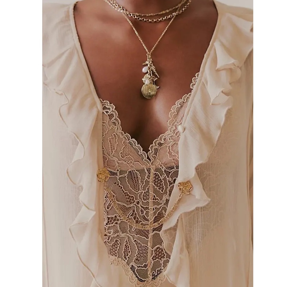 8099. Free People Chancellor Star Pin Brooch - Picture 3 of 4